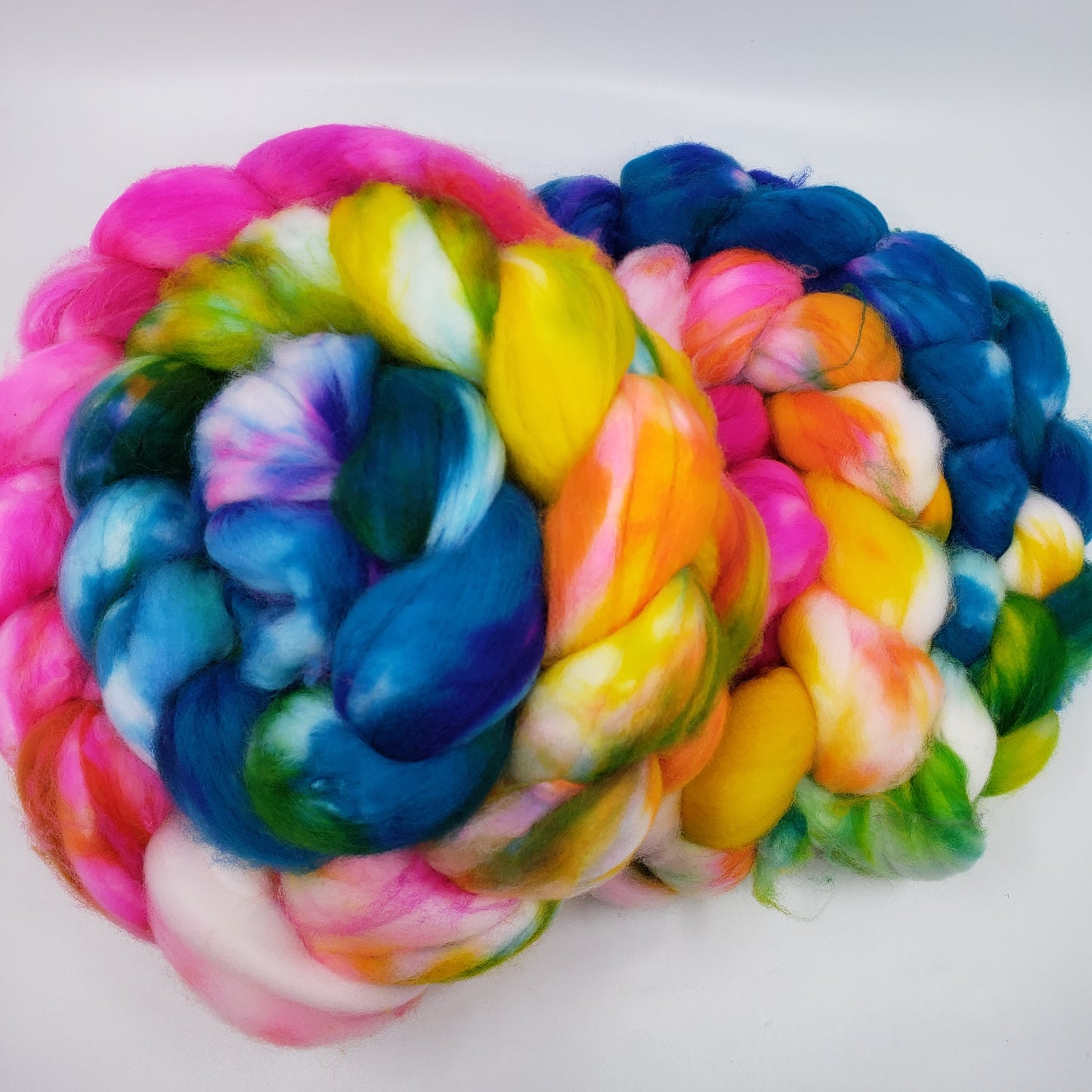 Rainbow 1 Superwash Merino Spinning Fiber - 150g/6oz