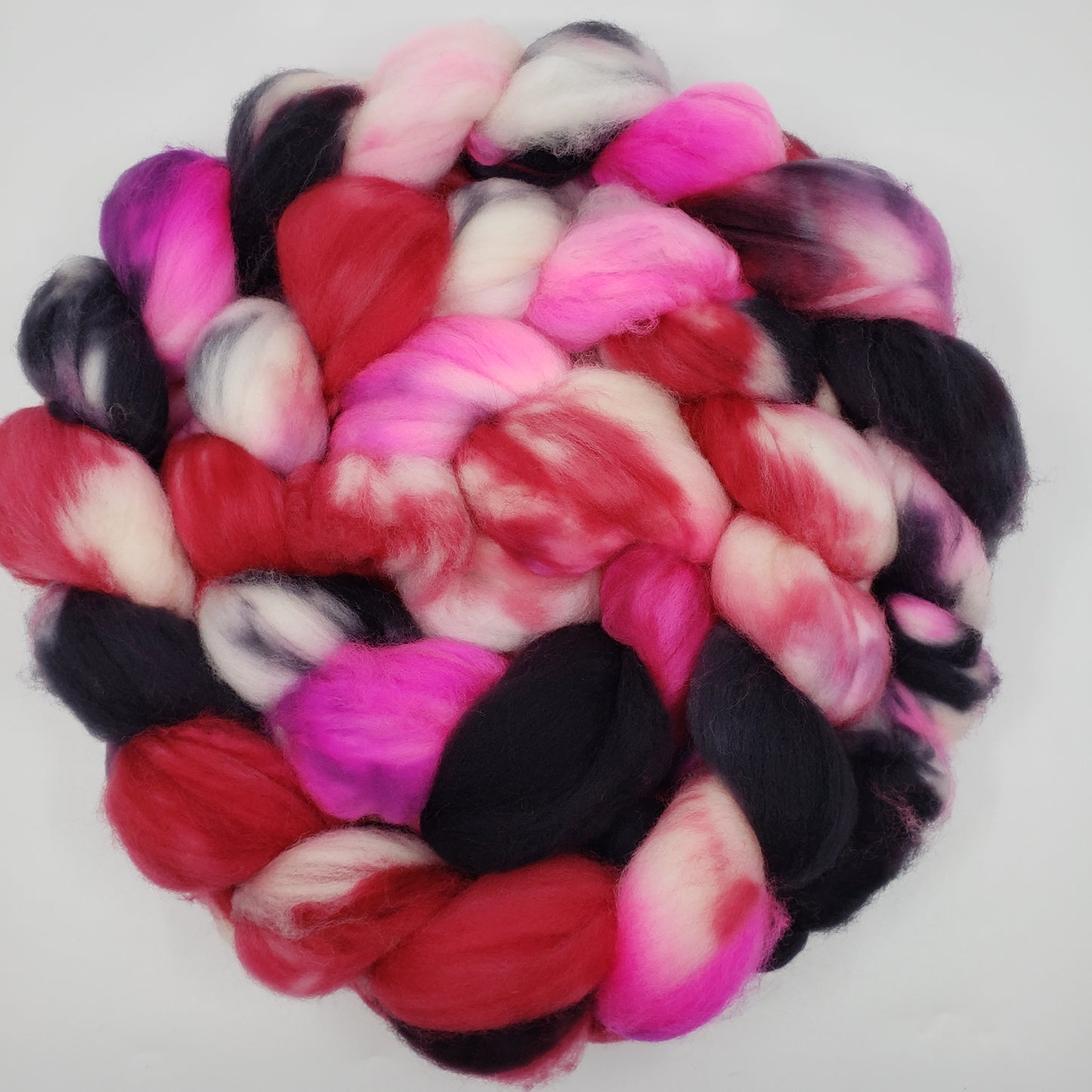 Queen of Hearts Superwash Merino Spinning Fiber - 150g/6oz