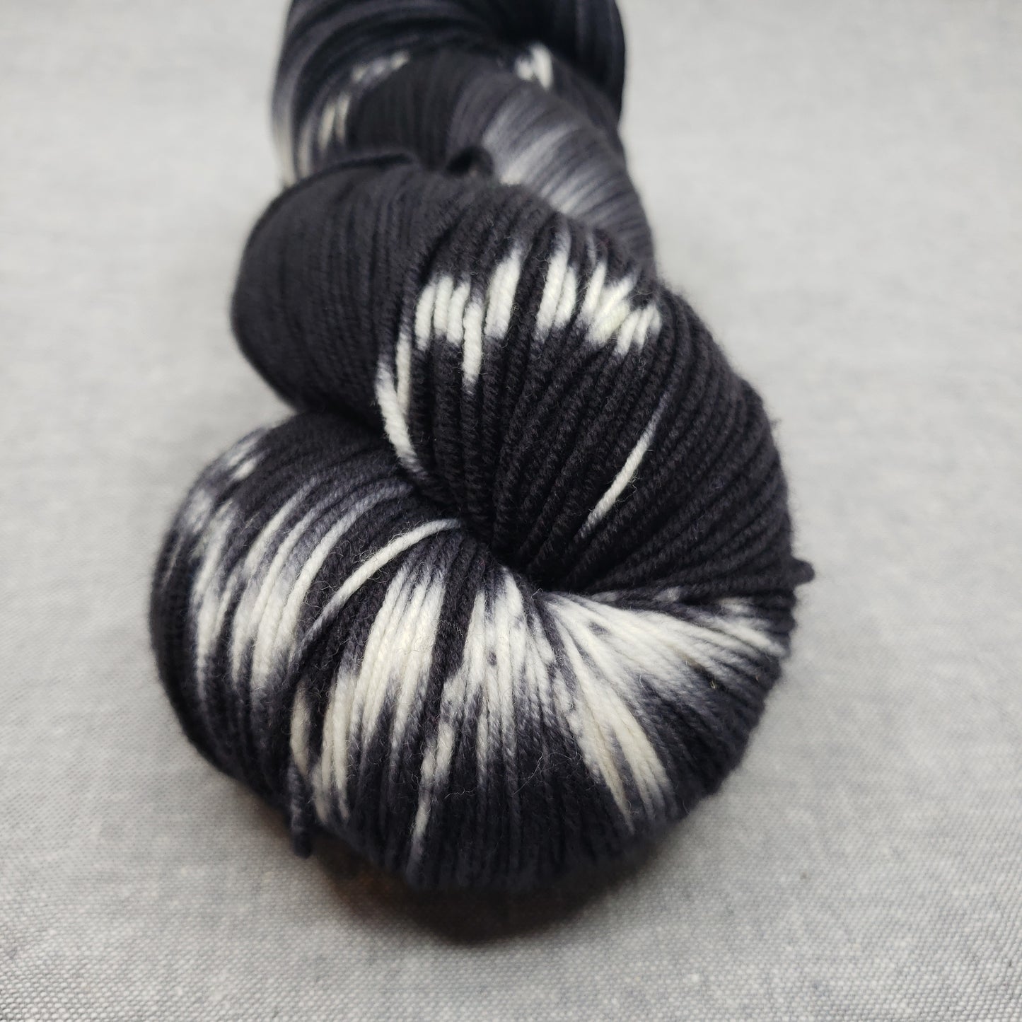 Ghosts - Ridley Sock